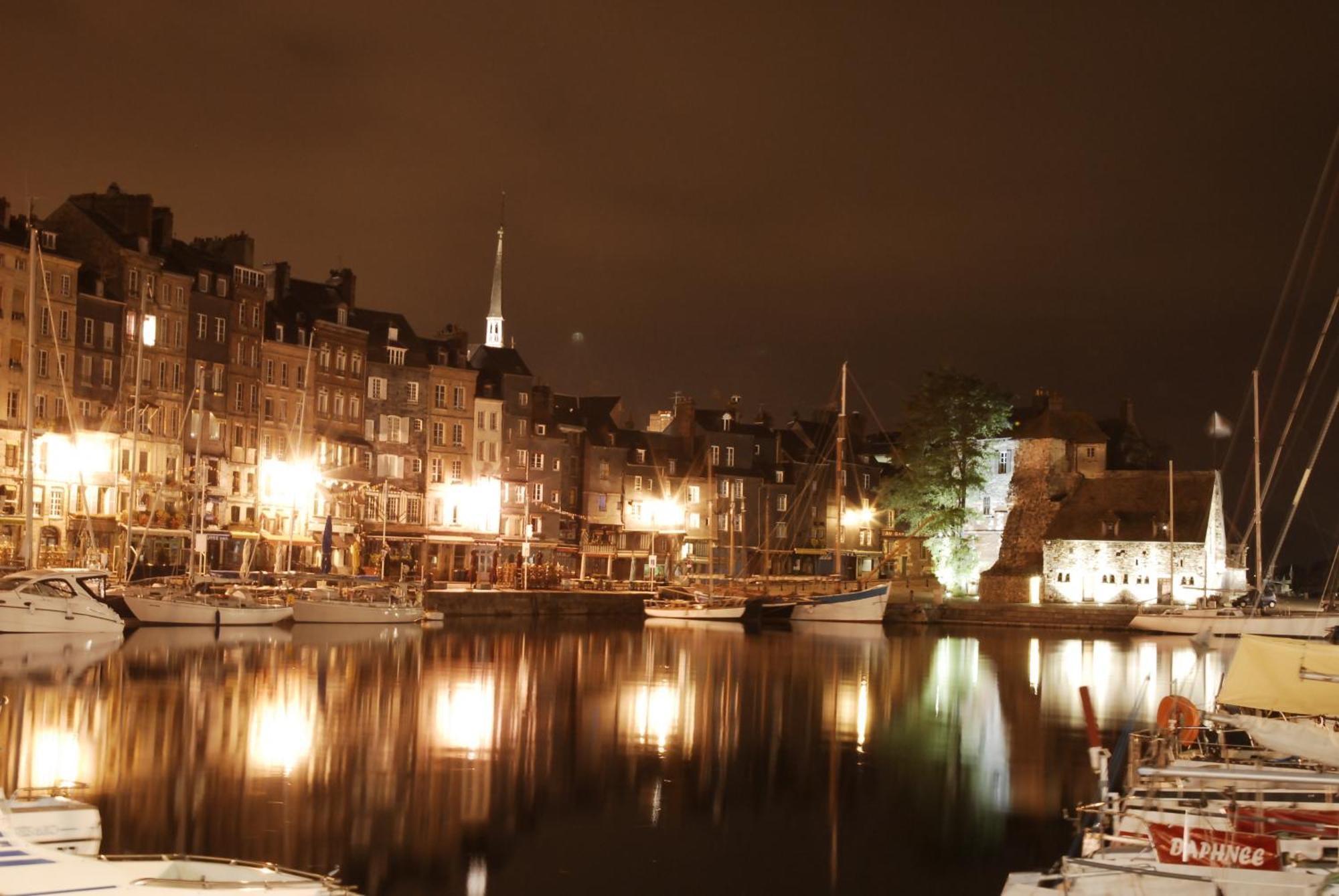 Apartamento Escapade Au Coeur De Honfleur Avec Parking Prive Et Vue Panoramique Exterior foto