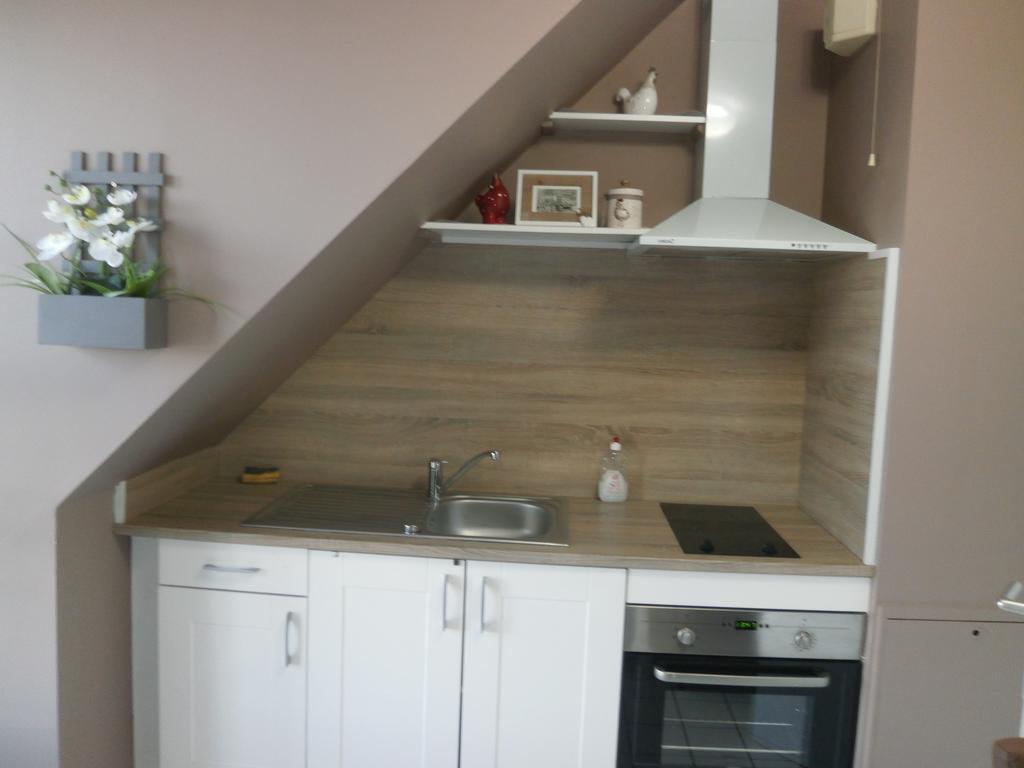 Apartamento Escapade Au Coeur De Honfleur Avec Parking Prive Et Vue Panoramique Habitación foto